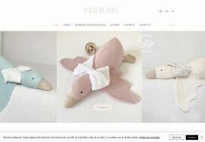 Dulce de nube - Dulce de Nube is a brand of dolls and decoration and gift items. All products are handmade in an artisanal way and with environmentally friendly components and fabrics.