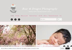 Bear & Dragon Photography - Maternity, newborn and family photographer in Brussels offering sessions in the studio, at home and on location. 